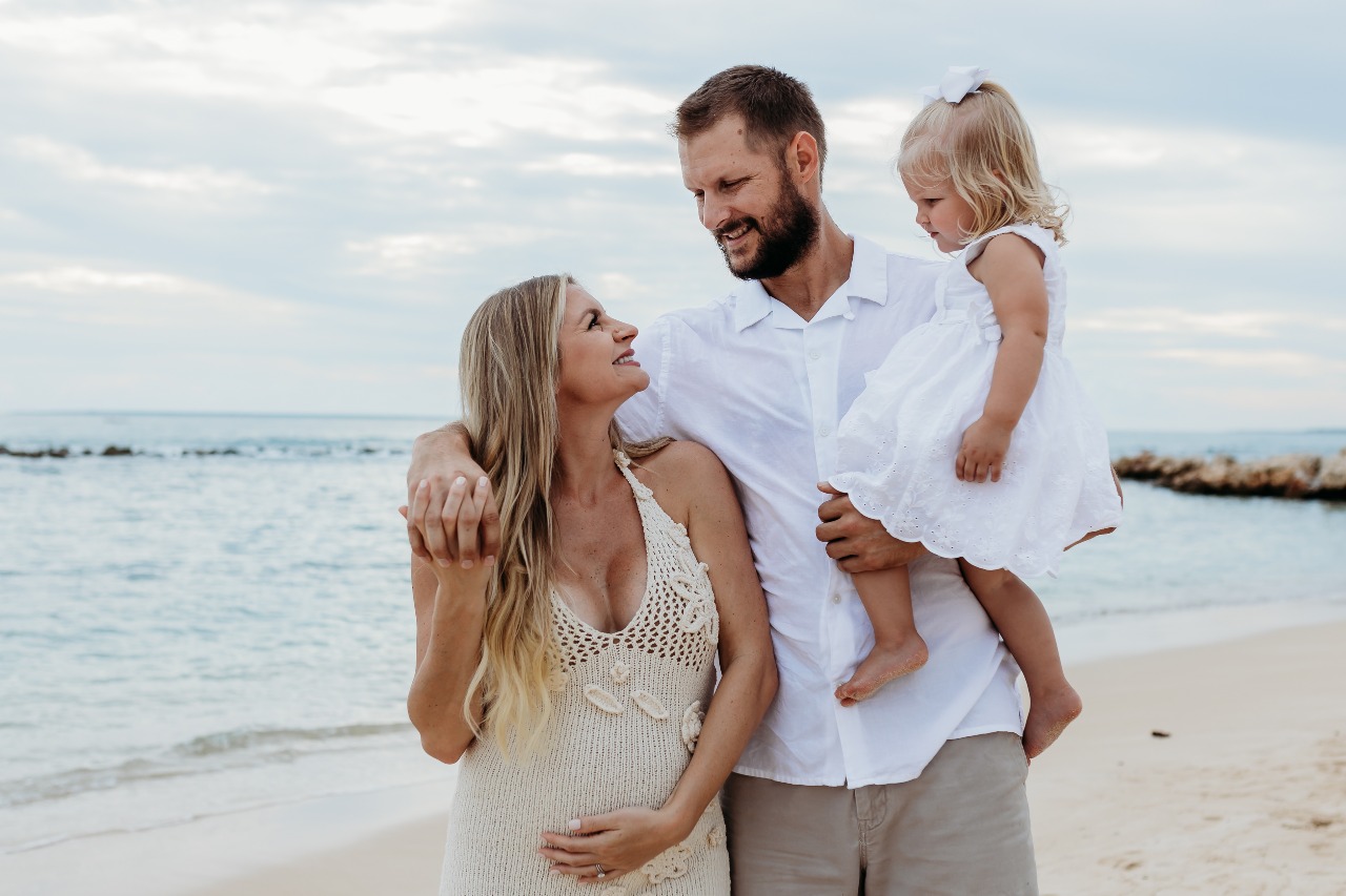 Maternity Photoshoot at Casa de Campo