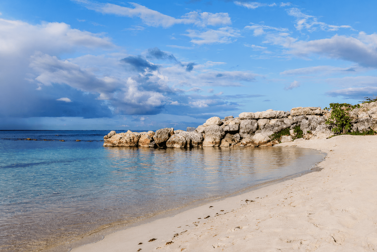 Luxury resort backdrop at Minitas Beach Club in Casa de Campo